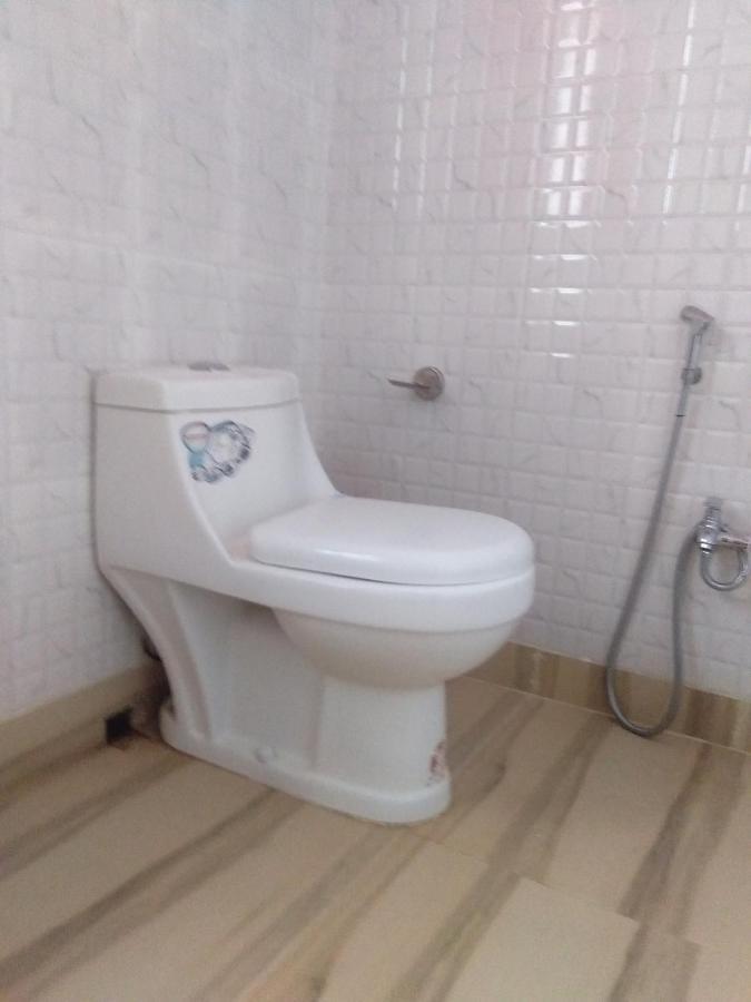 Whispering Woods Inn Bolpur Exterior foto