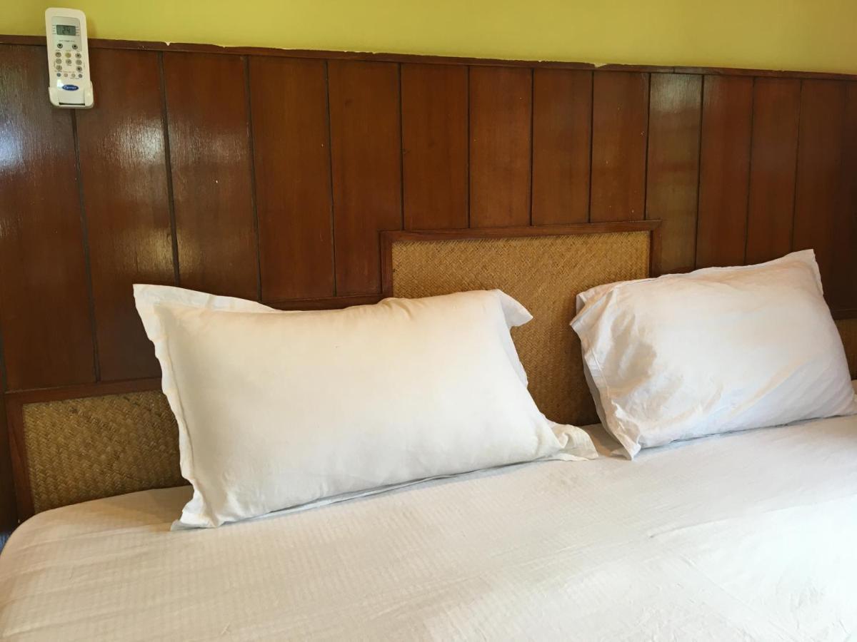 Whispering Woods Inn Bolpur Exterior foto